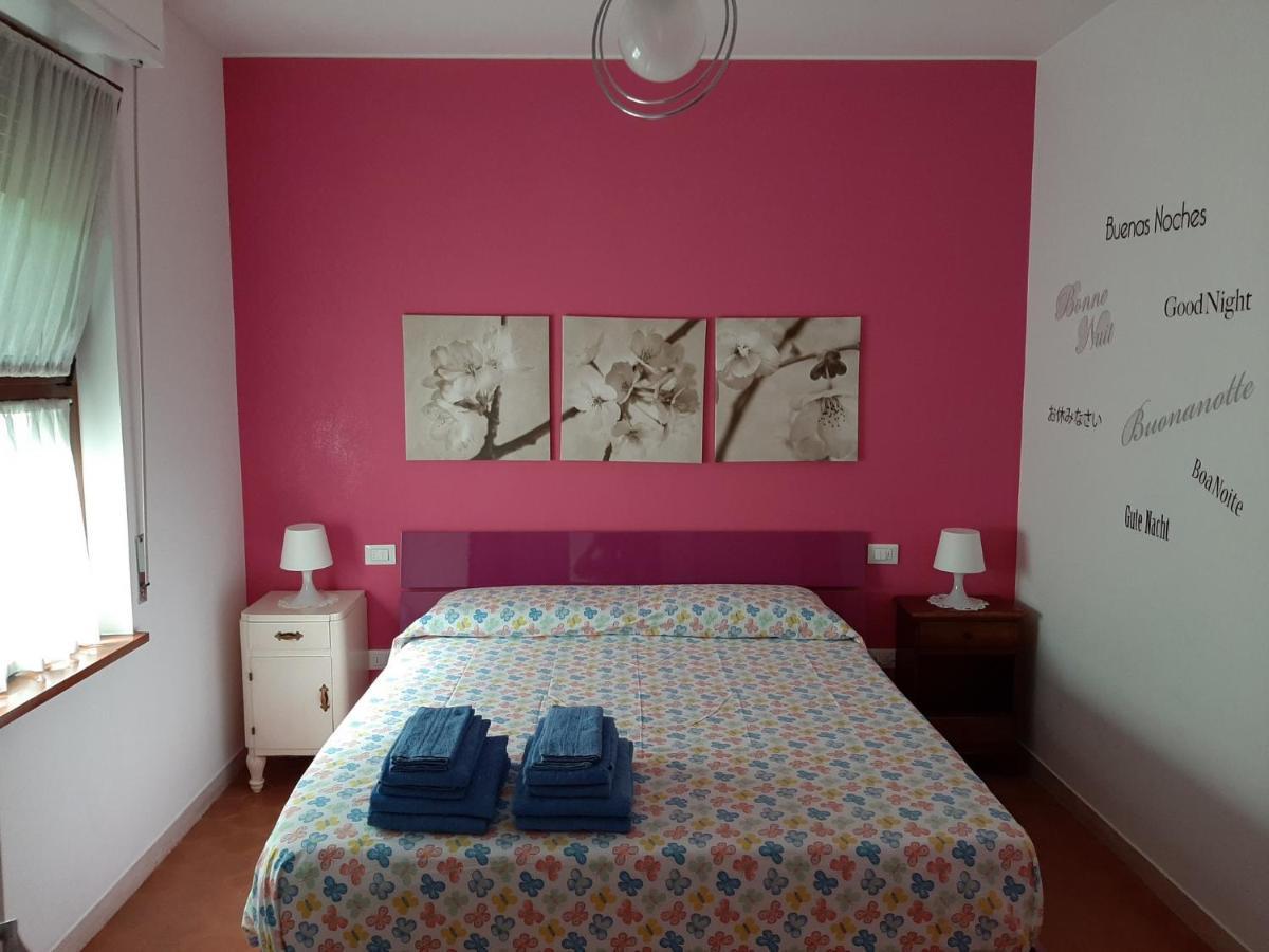 Appartamento Genziana - Con Vista Piscina E Garage Sirmione Exterior foto