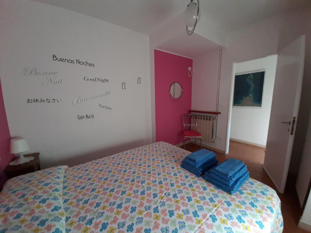 Appartamento Genziana - Con Vista Piscina E Garage Sirmione Exterior foto